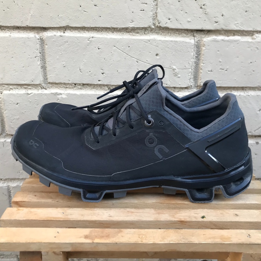 On Cloud Trail Running Shoes Cloudventure Peak Womens Size 10 Black